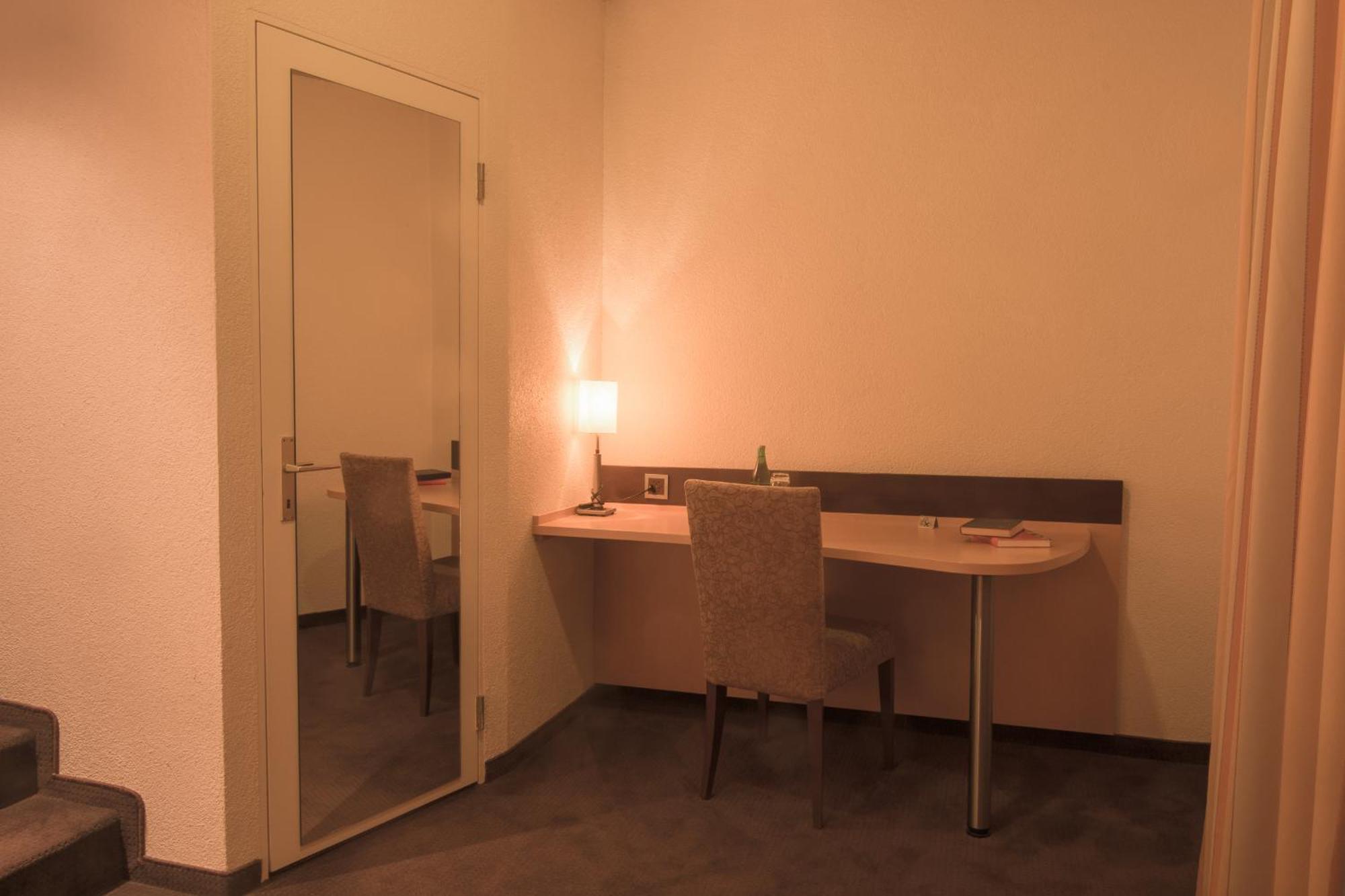 Hotel Zum Goldenen Kreuz Frauenfeld Cameră foto