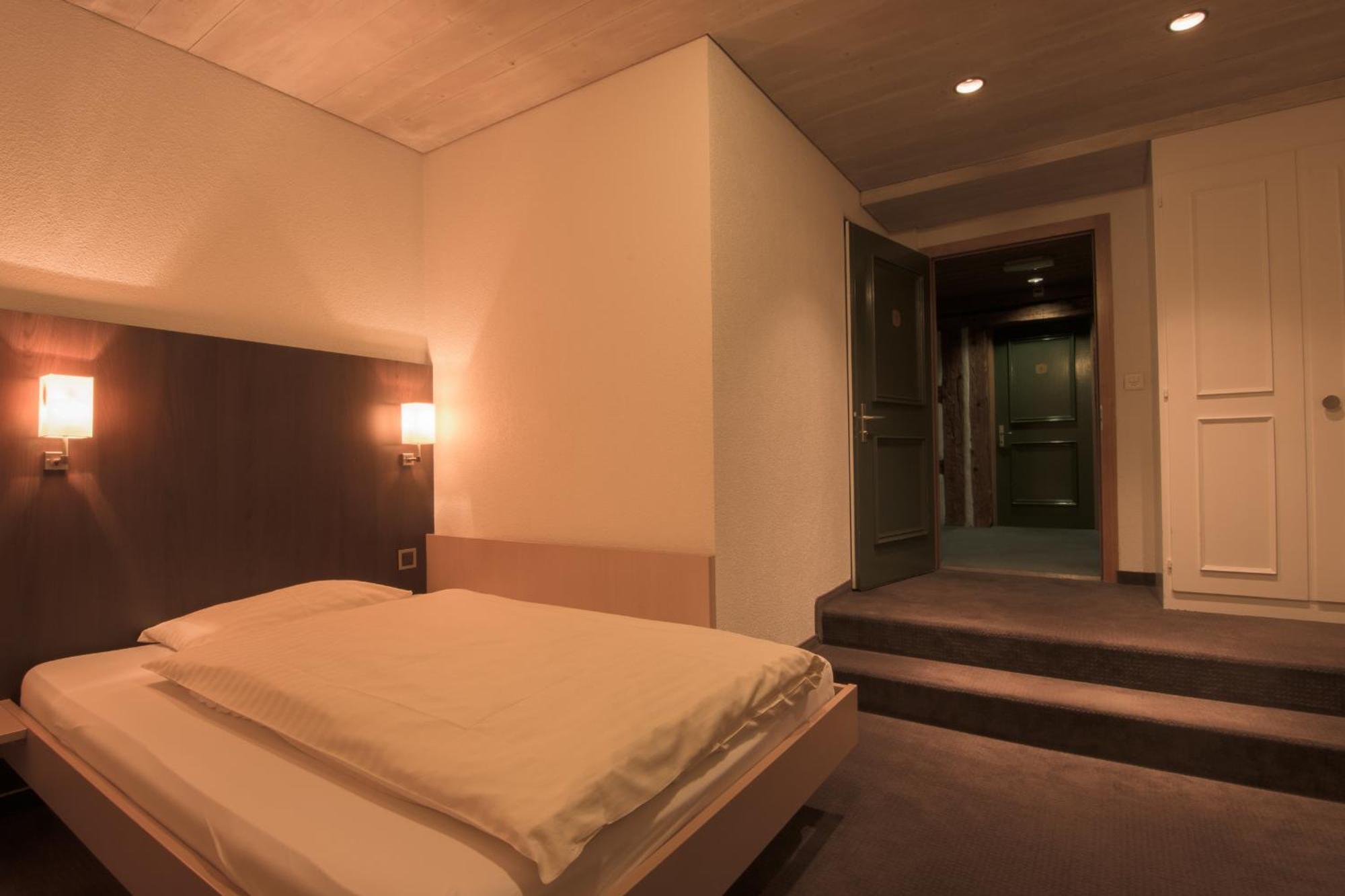Hotel Zum Goldenen Kreuz Frauenfeld Cameră foto